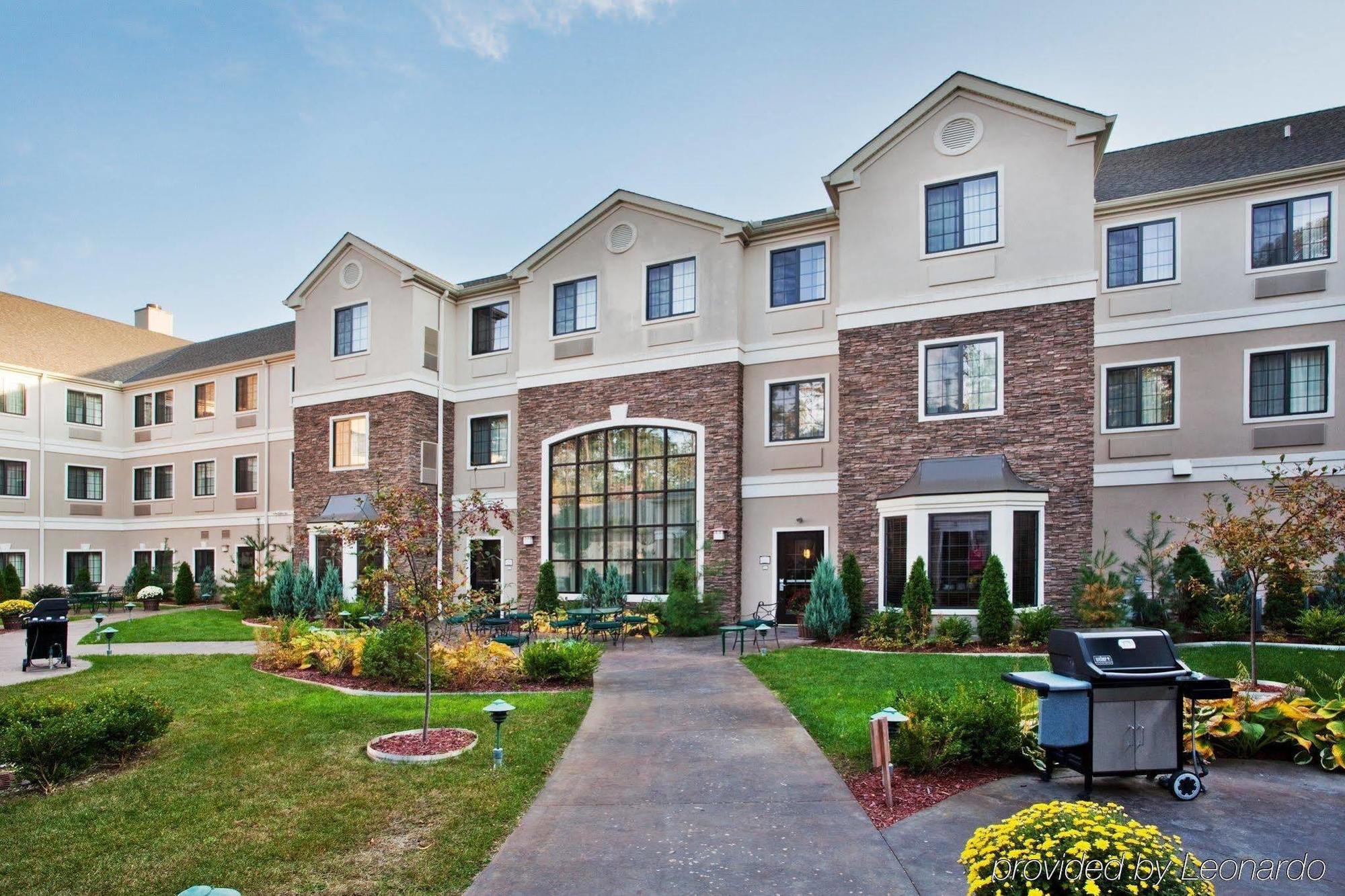 Staybridge Suites Kalamazoo, An Ihg Hotel Exterior photo